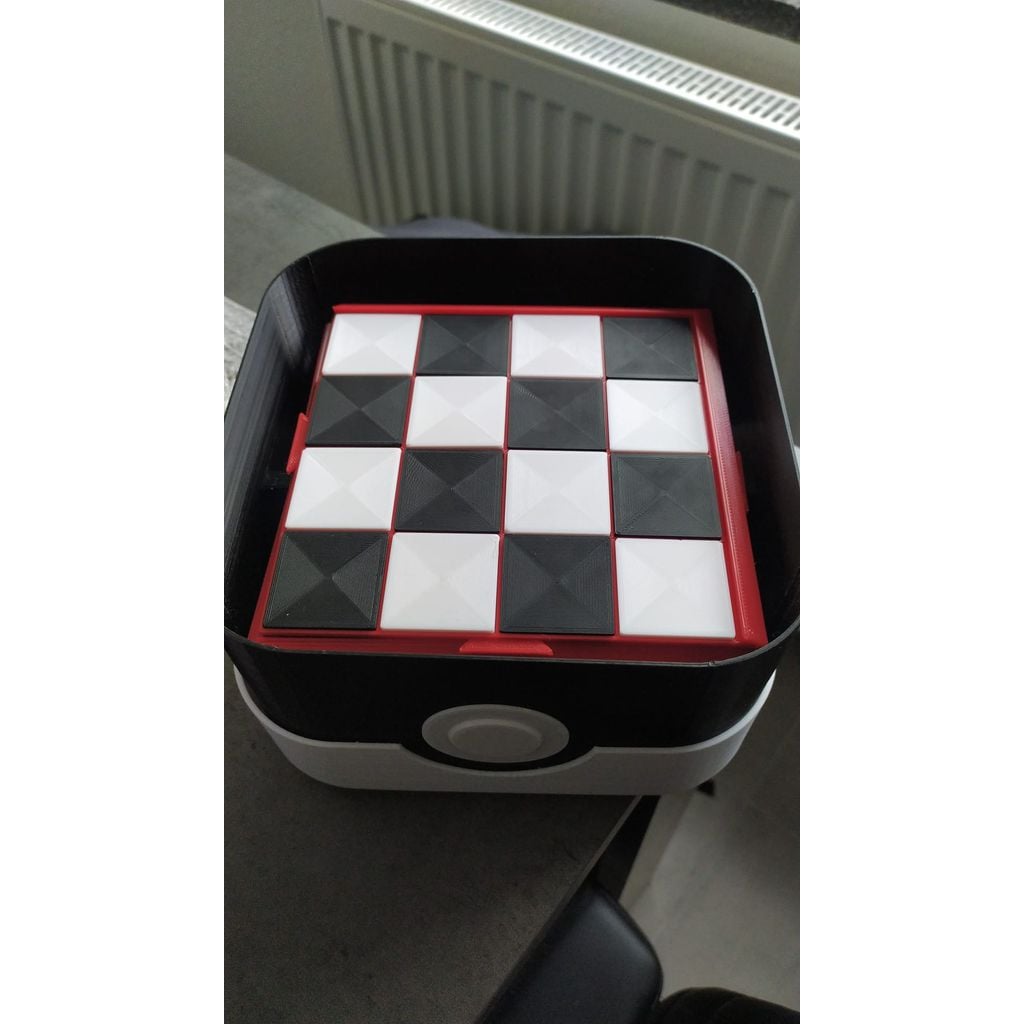 Pokemon Kutu ve Satranç Tahtası