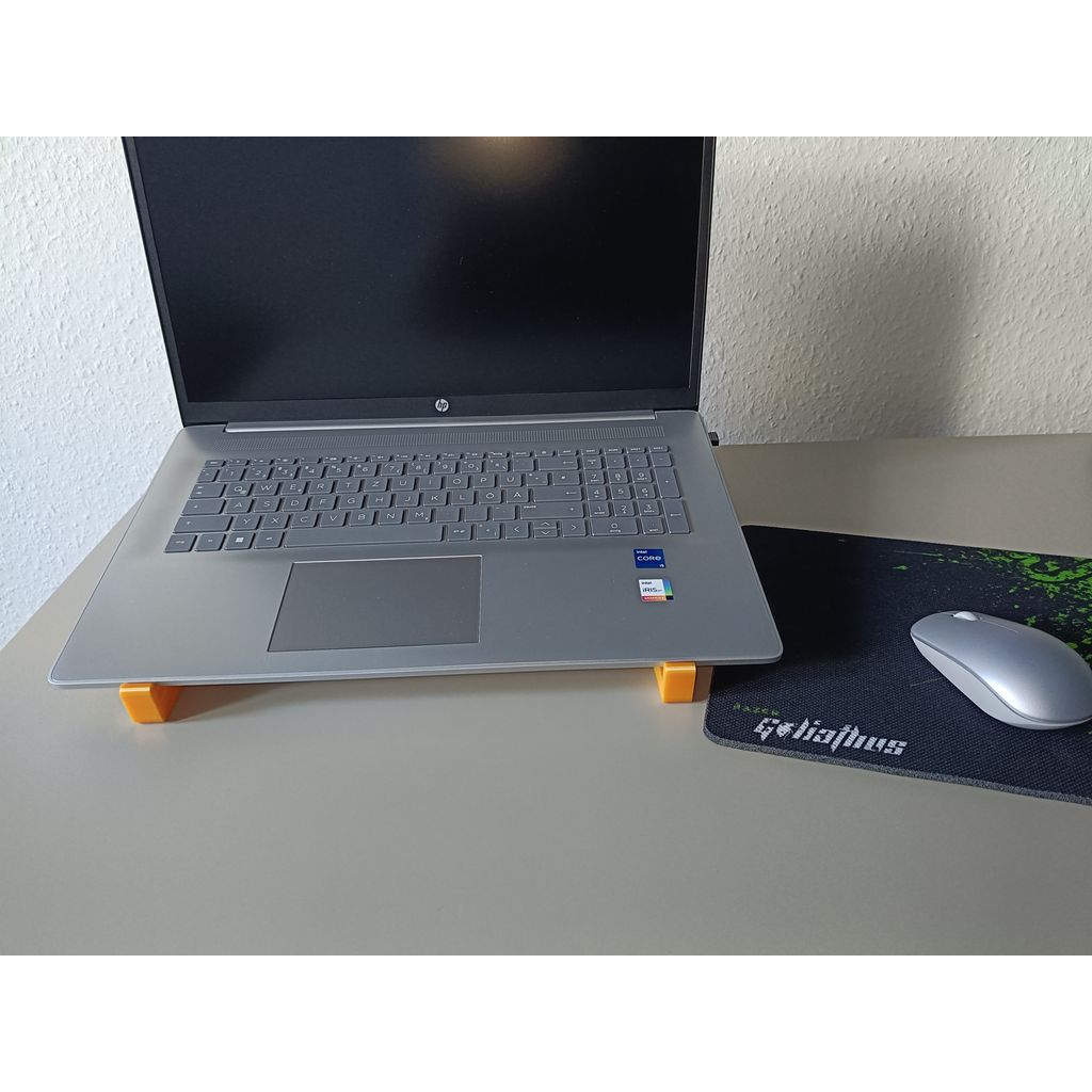 17 inç Laptop Standı - Geniş ve Dayanıklı Tasarım