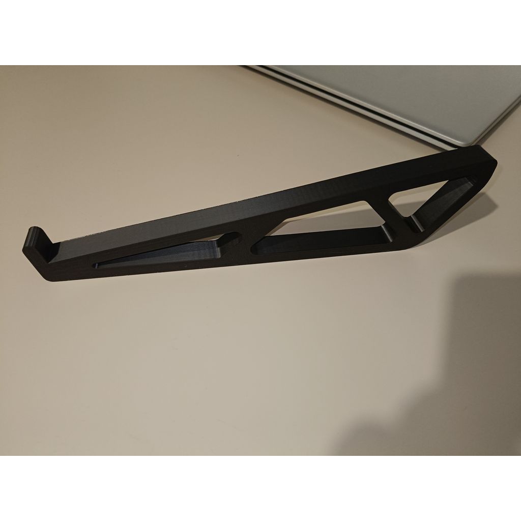 17 inç Laptop Standı - Geniş ve Dayanıklı Tasarım