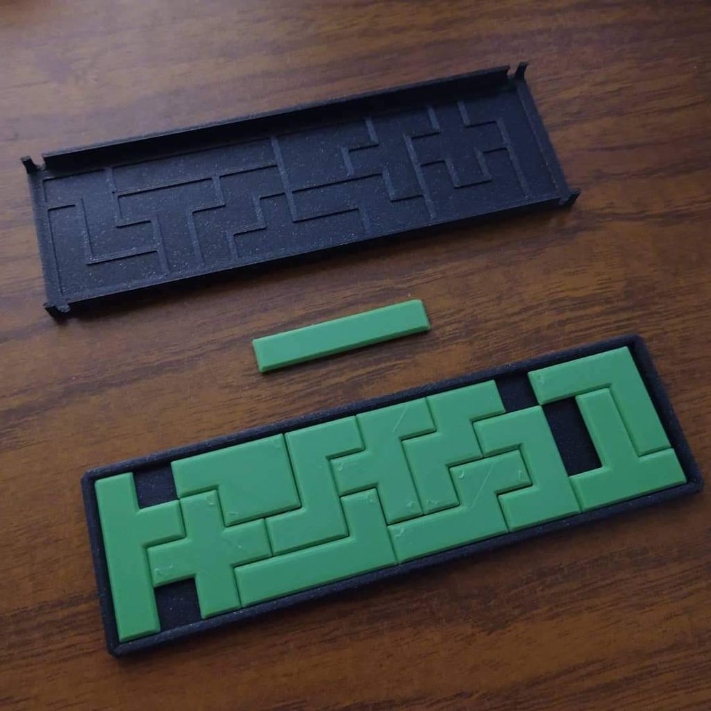 Pentomino Cep Bulmacası - Taşınabilir 12 Parçalı Bulmaca Seti