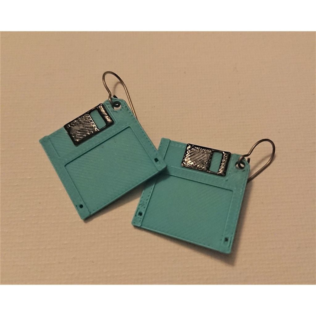Floppy Disk Küçük Küpe Seti