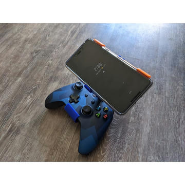 Xbox One Kontrolcü Telefon Montajı (Minimal Destekli)